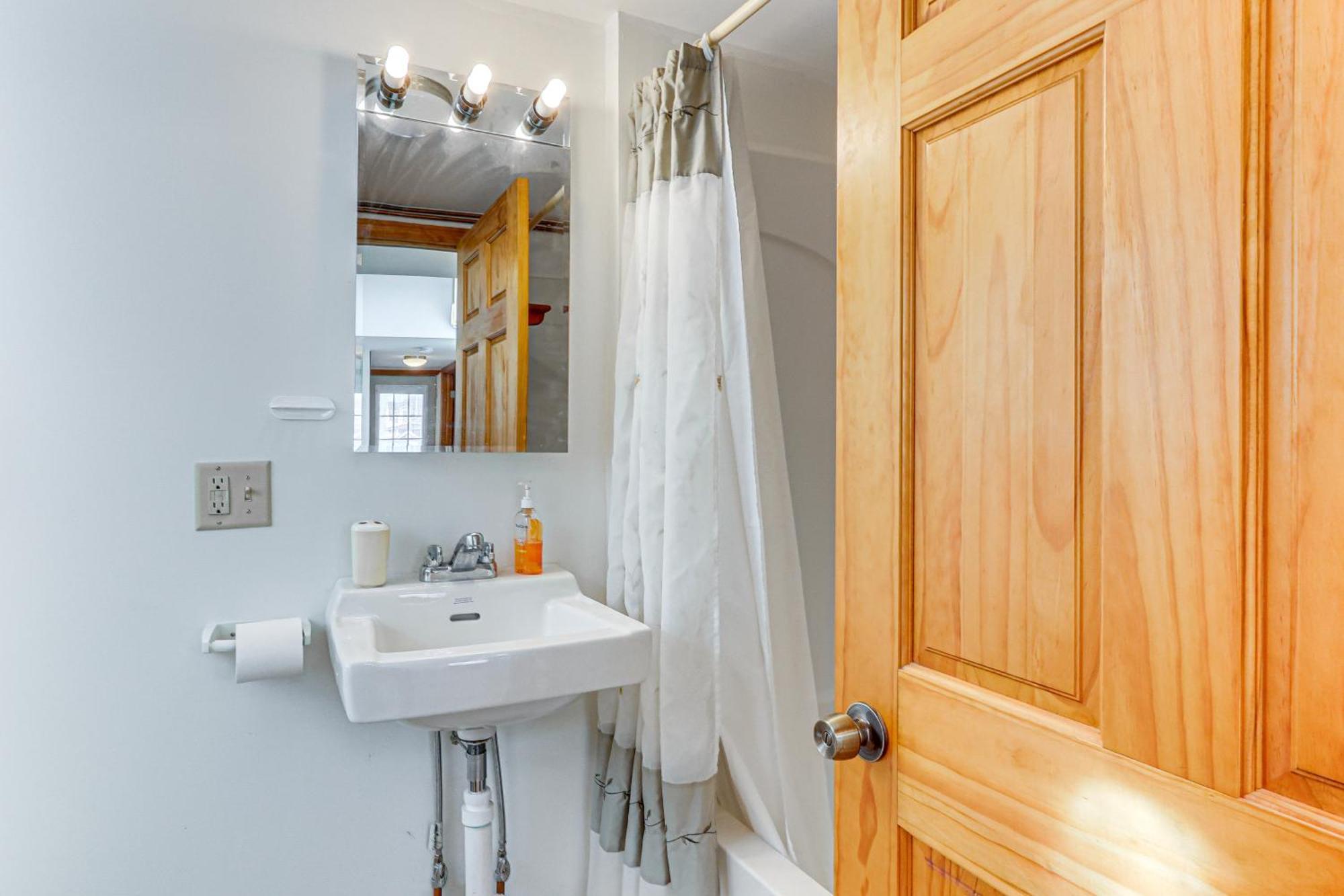 Charming Old Lyme Cottage, Steps To Private Beach! מראה חיצוני תמונה